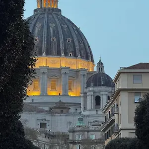Massi Vatican House Roma